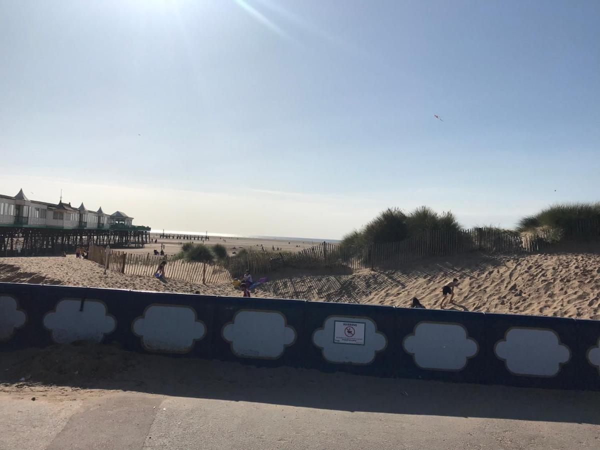 Beach Cottage Литам-Сент-Эннс Экстерьер фото